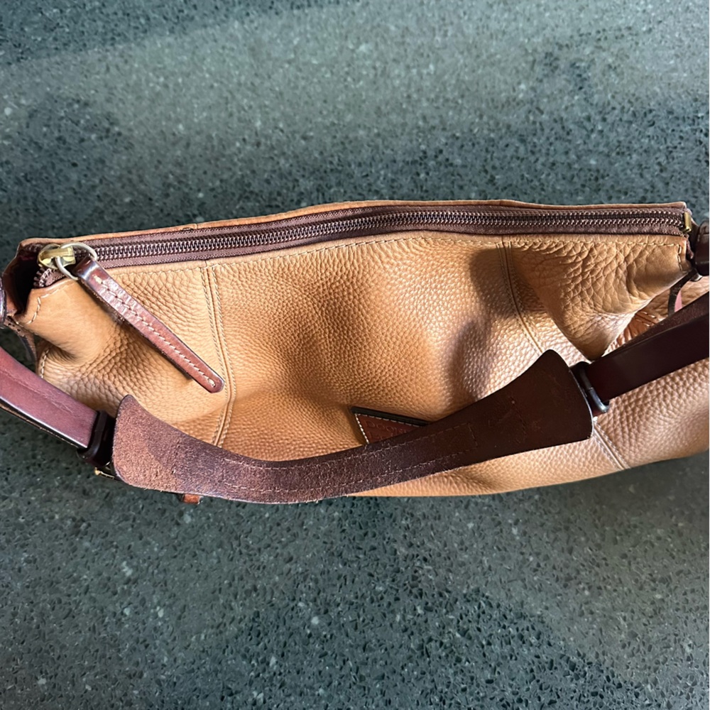 Dooney & Bourke Pebble Grain Hobo Bag WELL LOVED and USED - Picture 8 of 12